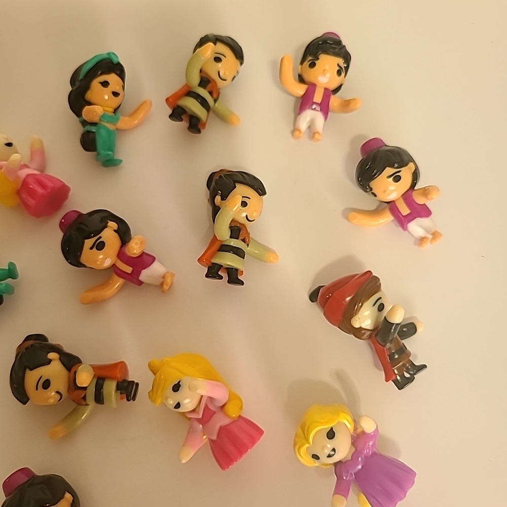 Kinder Surprise Disney Princess & Prince Lot of 13 - Picture 3 of 3